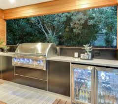 professional outdoor kitchen systems