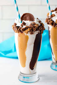 chocolate peanut er swirl milkshakes