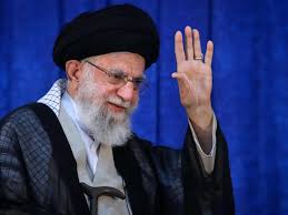 Iran: il leader supremo Khamenei, operato, è grave in ospedale