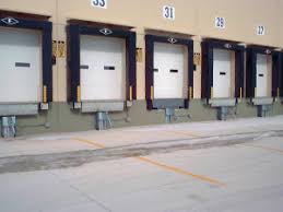warehouse loading dock door