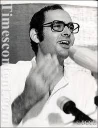 Youth Congress leader Sanjay Gandhi gestures while addressing a meeting in New Delhi on January 1 - Sanjay-Gandhi