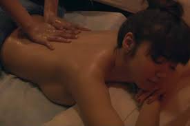 池田エライザ ヌード画像 全裸シーンでハミ乳おっぱいモロ見えｗｗｗｗｗｗ - 裏ピク