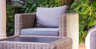 How To Clean Patio Furniture With Wet