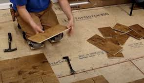 remove hardwood flooring for reuse