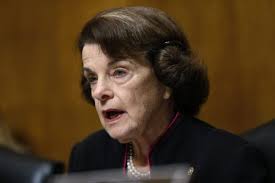Dianne feinstein (democratic party) is a member of the u.s. Dianne Feinstein Why Her Washington Virtues May Be California Vulnerabilities Calmatters