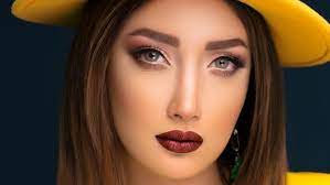 iranian beauty influencer melina taj