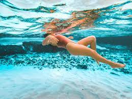 is swimming good for lower back pain