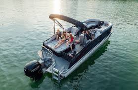 Lowe SS 230 CL | 24 Foot Pontoon Boat | Lowe Boats