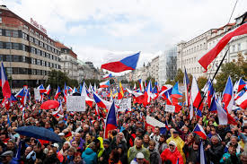 Czechs protest handling of energy crisis, membership of EU and NATO |  Reuters