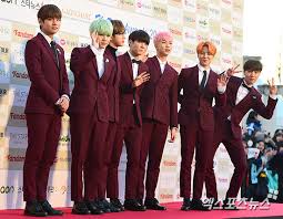 Picture Media Bts At The 5th Gaon Chart K Pop Awards Red