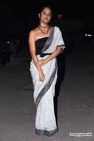 Anasuya Bharadwaj In Tube Blouse at MMC Pre Release - Beauty Galore HD