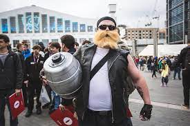 File:Cosplay of Vandal Gragas, 2015 LoL World Championships (125411085).jpg  - Wikimedia Commons