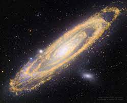 アンドロメダ銀河で新たな星が作られる場所 可視光と赤外線で捉えた興味深い画像 | sorae 宇宙へのポータルサイト