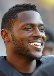 New england patriots wide receiver antonio brown is facing sexual assault allegations stemming from three alleged incidents in 2017 and 2018. Antonio Brown Bio Net Worth Contract Jr Current Team Injury Career Birthday Salary Height Trade College Football Affair Wife Release Gossip Gist