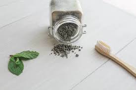 toothpaste diy with essential oils