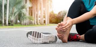 what causes heel pain after running