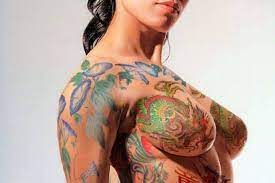 Die zehn heißesten Photoshop-Tattoos - freenet.de