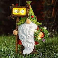 Grovind Garden Gnomes Statue Clearance