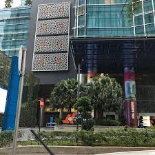 Jarak antara jendela dengan jemuran juga sangat dekat hingga aku bisa mencium bau detergent yang dipakai. Photos At Cawangan Menara Kembar Bank Rakyat Kuala Lumpur Sentral Kuala Lumpur Kuala Lumpur
