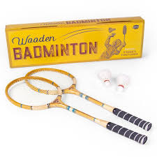Get great deals on ebay! Crown Sporting Goods Vintage Wooden Badminton Set Classic Outdoor Lawn Game For Backyard Family Fun Includes 2 Solid Wood Racquets And Premium Feather Shuttlecocks Walmart Com Walmart Com