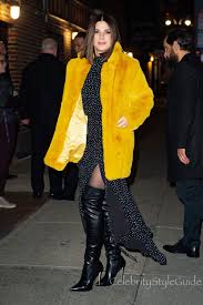 Fur related advertisements permitted in fur mall forum. Celebrities Wearing Apparis Celebrity Style Guide