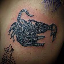 This is my new scorpion steampunk tattoo!!! A Piece From Yesterday Scorpion Scorpiontattoo Biomechanicaltattoo Biomechanical Biomechanicalscorpion Biomechanical Tattoo Body Tattoos Scorpion Tattoo