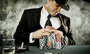 In this type of poker, each player is dealt 5 cards (in some games it can be up to seven cards). How To Play Poker Basic Poker Rules For Beginners Casinogaze