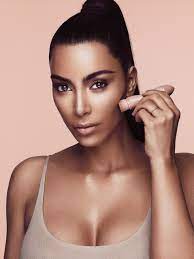 kim kardashian on kkw beauty contour kit