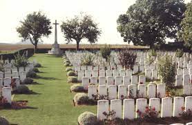 Houchin British Cemetery dans Houchin, Nord-Pas-de-Calais - Cimetière Find  a Grave
