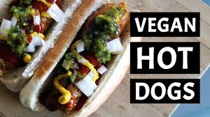 vegan hot dogs paprika seitan