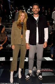 Kevin love models for banana republic: Si Swimsuit Model Kate Bock Flashes Abs As She Joins Beau Kevin Love For Rag And Bone Nyfw Show Daily Mail Online