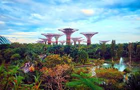 Visiting Gardens By The Bay