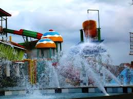 Harga tiket untuk wisatawan bermain berbagai wahana air dengan suasana pegunungan bisa berkunjung ke safari water park. 36 Tempat Wisata Di Cilegon Terbaru Paling Hits 2020 Yg Wajib Dikunjungi
