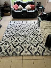 broyhill white alina geometric rug