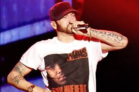 Eminem Notched His 9th Uk No 1 Album With Kamikaze