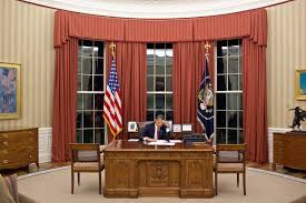 4.8 out of 5 stars. Oval Office Decor Changes In The Last 50 Years Pictures Of The Oval From Every Presidency