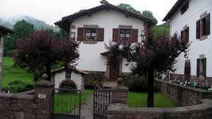 Se vende casa en zona residencial, consta de: Hermosa Casa Tipica Picture Of Navarra Excursiones Pamplona Tripadvisor