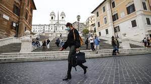 November gelten in italien neue, harte maßnahmen zur eindämmung des coronavirus. Italien Verscharft Covid Massnahmen Drastische Regeln Fur Drei Zonen Tagesschau De