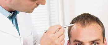 Мужские причёски с залысинами на лбу наиболее актуальны в возрасте после 40. Pricheski Dlya Lyseyushih Muzhchin Prostoe Reshenie Delikatnoj Problemy