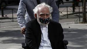 Έφυγε από τη ζωή σε ηλικία 82 ετών ο πολιτικός και άλλοτε υπουργός στις κυβερνήσεις του πασοκ, άκης τσοχατζόπουλος. Pe8ane O Akhs Tsoxatzopoylos In Gr