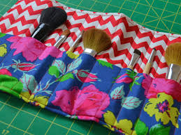 how to sew a makeup brush roll up