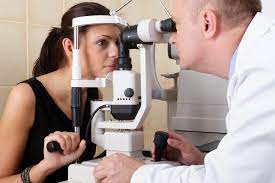 types of eye doctors and what each one