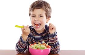 نصائح لترغيب طفلك في الأكل الصحي - بوابة الأهرام