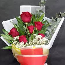 7 red roses bouquet flowers gifts