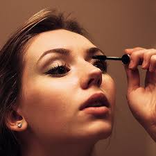 makeup tips to protect your eyes farr