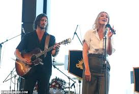 While he usually appears quietly alongside the blonde beauty as her guitarist, matthew. Delta Goodrem Performs With Her Boyfriend Matthew Copley In Sydney Duk News