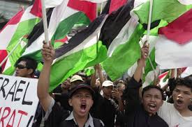 Miles de personas protestan en distintas partes del mundo contra bombardeos  de Israel a Gaza | AP News