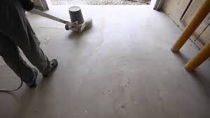 prepare a concrete floor for painting