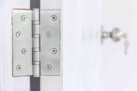 how to install hinges on a door