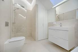 Une salle de bain moderne pour des moments de détente inégalés. Amenajarea Unei BÄƒi Moderne In 2020 Gresie FaianÈ›Äƒ Accesorii Xt Deco Blog
